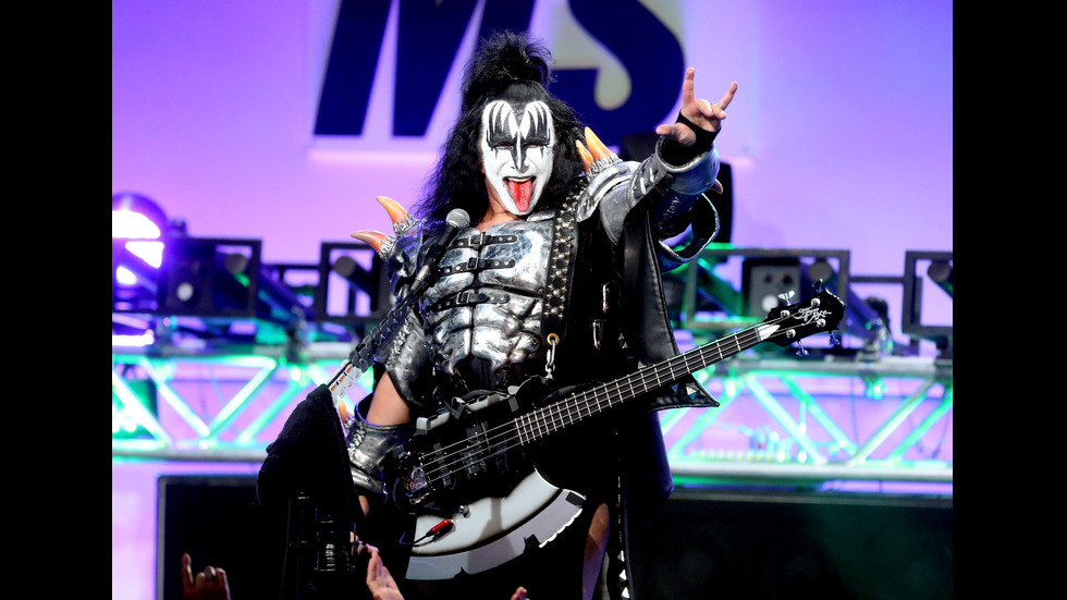 Звезди, сменили името си и причината да го направят