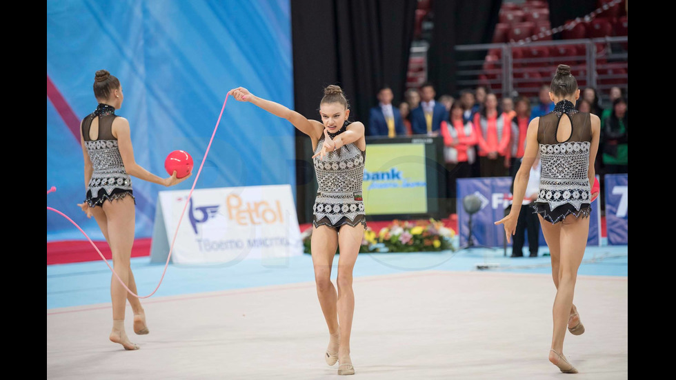 Българските гимнастички грабнаха злато в многобоя на Световната купа в София