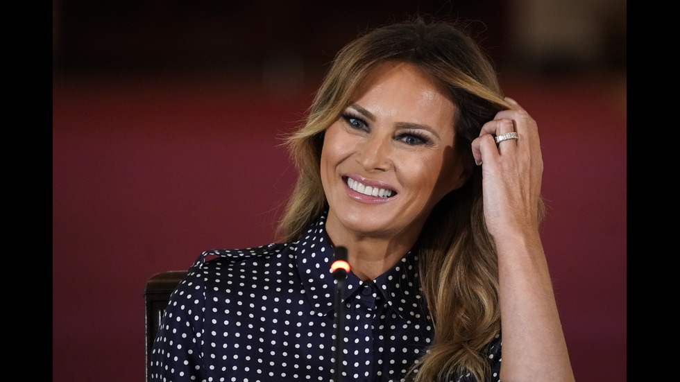 СТИЛ И СЕКСАПИЛ: Мелания Тръмп като първа дама