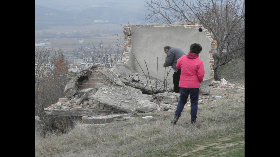 Дете загина в Благоевград, изоставена постройка рухна отгоре му