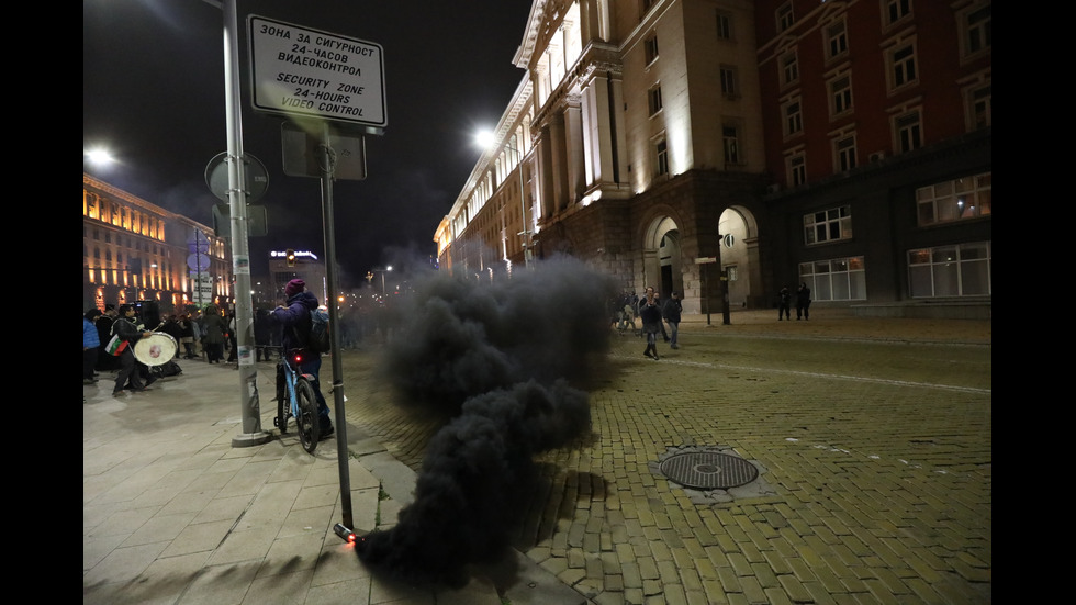 Поредна вечер на протести в София