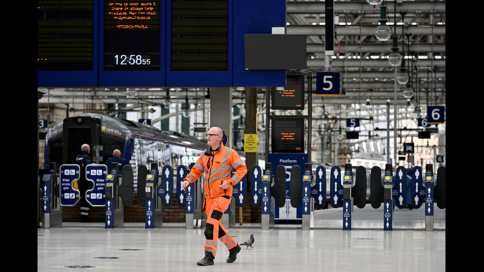Стачка парализира транспорта във Великобритания