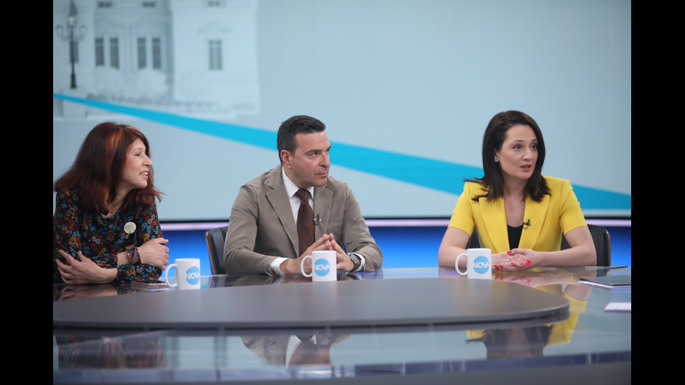 ЗАД КАДЪР: Изборният ден по NOVA В СНИМКИ