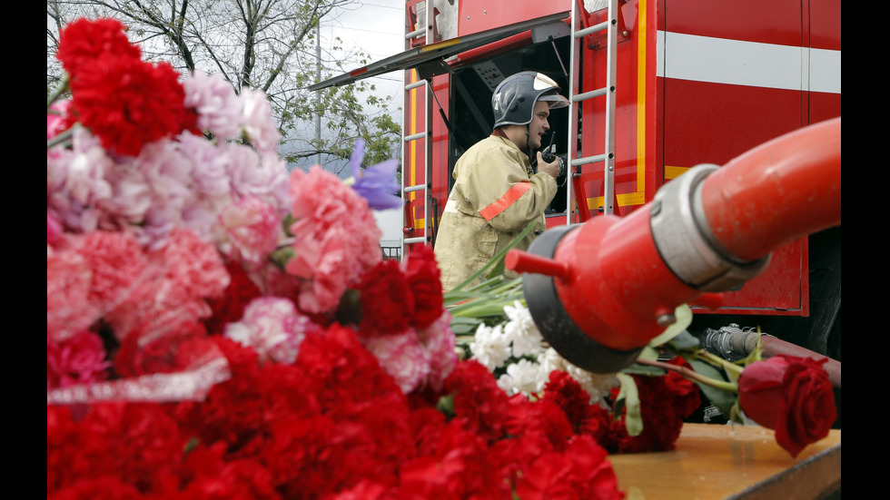 8 огнеборци загинаха при пожар край Москва