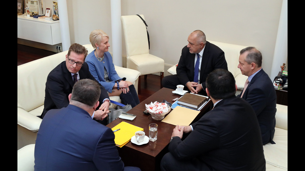 Борисов и британската посланичка обсъдиха случая с отравянето на Гебрев
