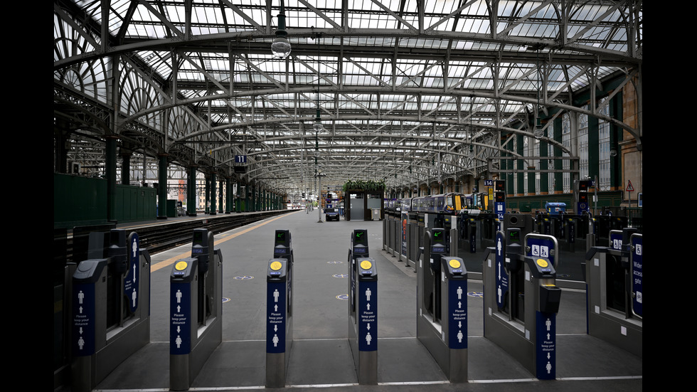 Стачка парализира транспорта във Великобритания