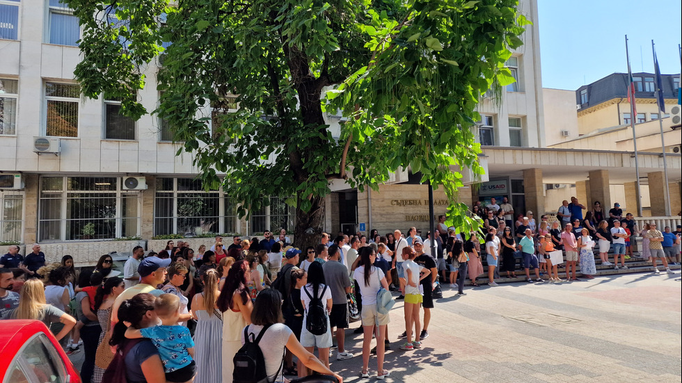 Протести след трагедията в "Слънчев бряг"