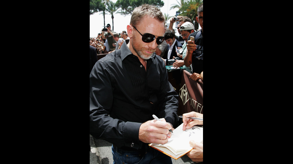 Даниел Крейг - секси агентът 007 на 52