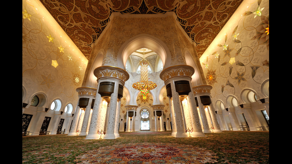 Джамия „Шейх Зайед“, ОАЕ