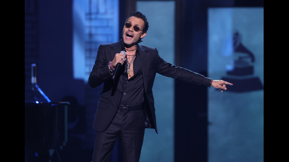 Звездата на латино музиката Марк Антъни на 55