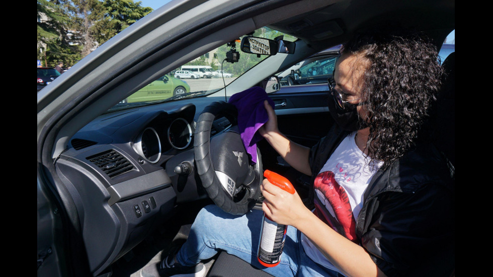 Автоинструктори от Варна протестират срещу ограниченията