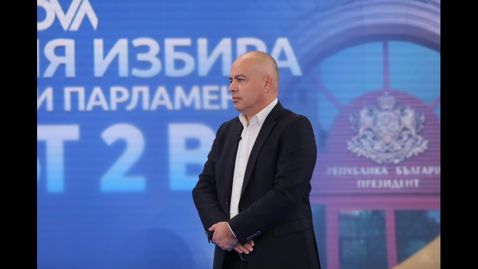 ЗАД КАДЪР: Изборното студио на NOVA