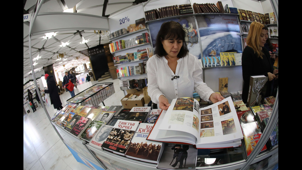 Коледен панаир на книгата в НДК