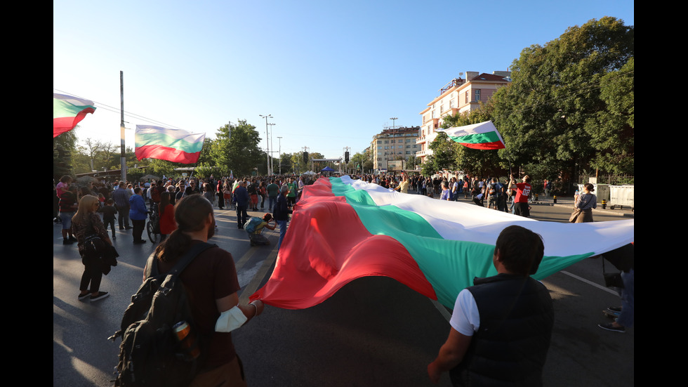 Митинг-концерт променя движението на градския транспорт в София