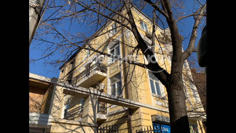 Пожар горя в центъра на София, има загинал
