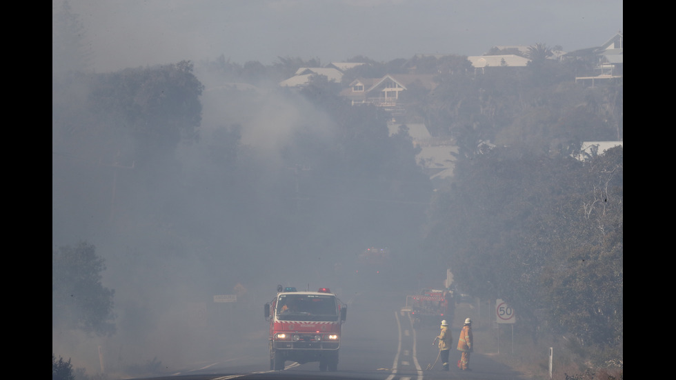 Пламнаха хиляди декари гори в Австралия