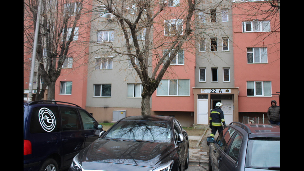 Пламна комин на жилищен блок в Благоевград