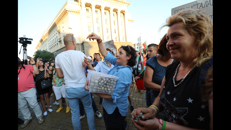 16-и ден на антиправителствен протест