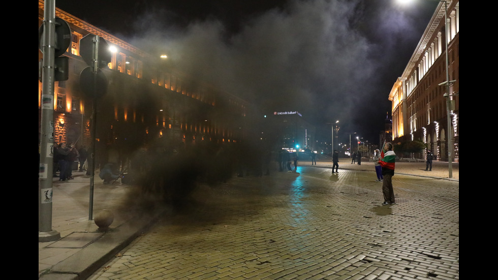 Поредна вечер на протести в София