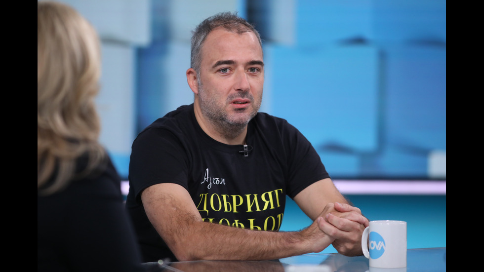 ЗАД КАДЪР: Изборният ден по NOVA В СНИМКИ