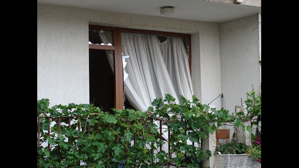 ГАЗОВА ЕКСПЛОЗИЯ: Възпламенено жилище в Благоевград, пострада жена