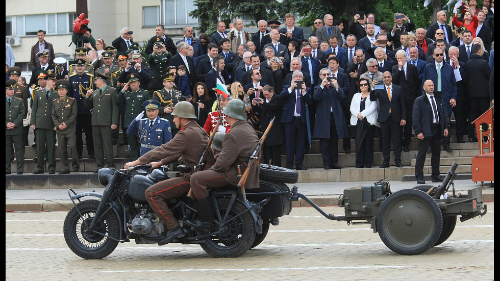 Парад за Деня на храбростта