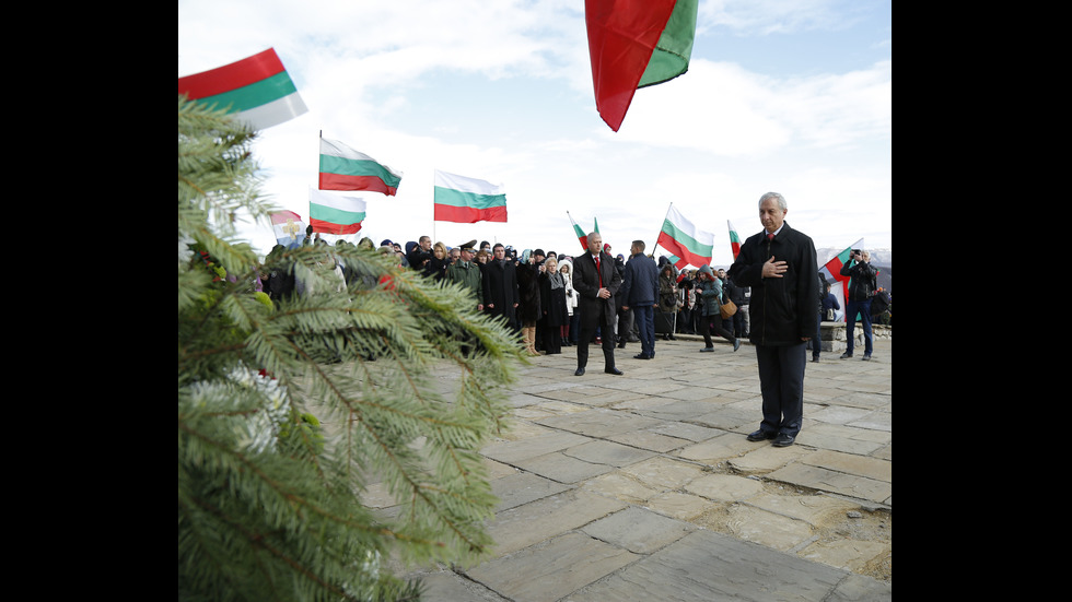 Огнян Герджиков: България е по-голяма от всички нас