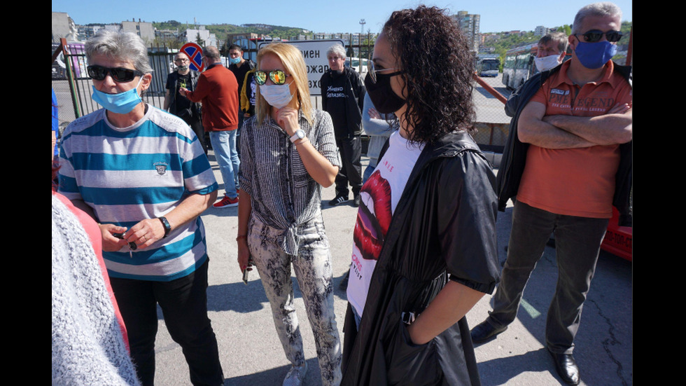 Автоинструктори от Варна протестират срещу ограниченията