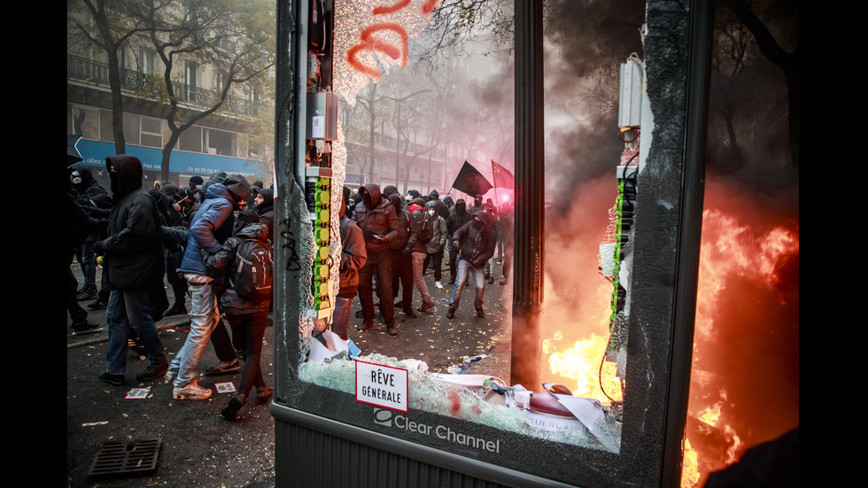 Протестите във Франция продължават