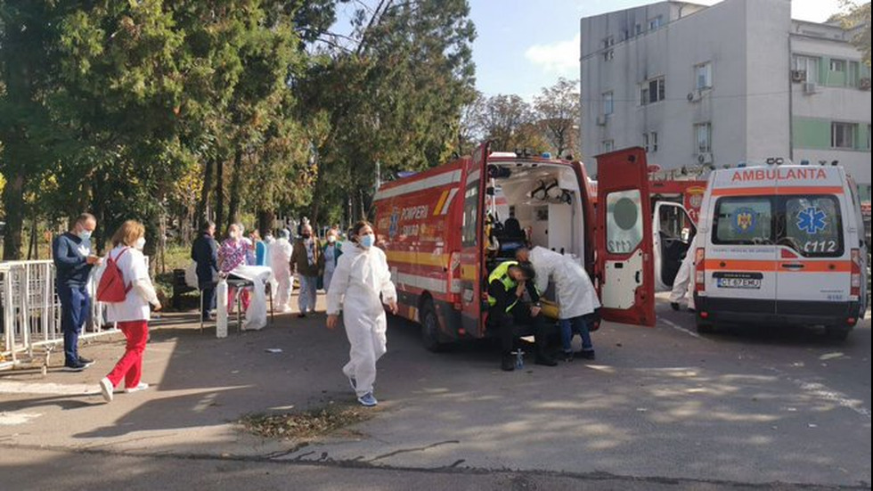 Голям пожар в COVID болница в Румъния, има жертви