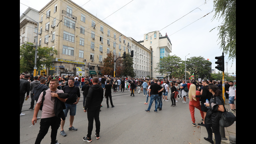 Протестиращи блокираха бул. "Цар Освободител"