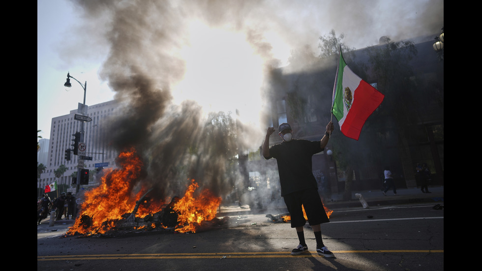 Сблъсъци между Гвардията и протестиращи в Лос Анджелис