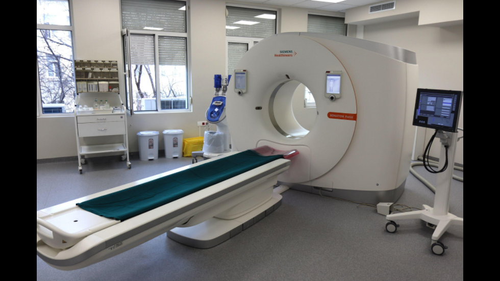 Министърът на здравеопазването откри супер модерен томограф във Варна