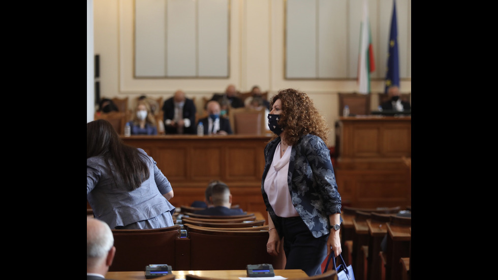 Антиправителствените протести минават в нова фаза