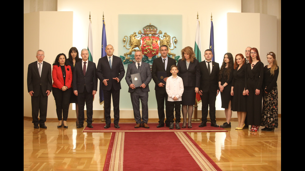Президентът връчи български документи на Любчо Георгиевски и Благой Шаторов