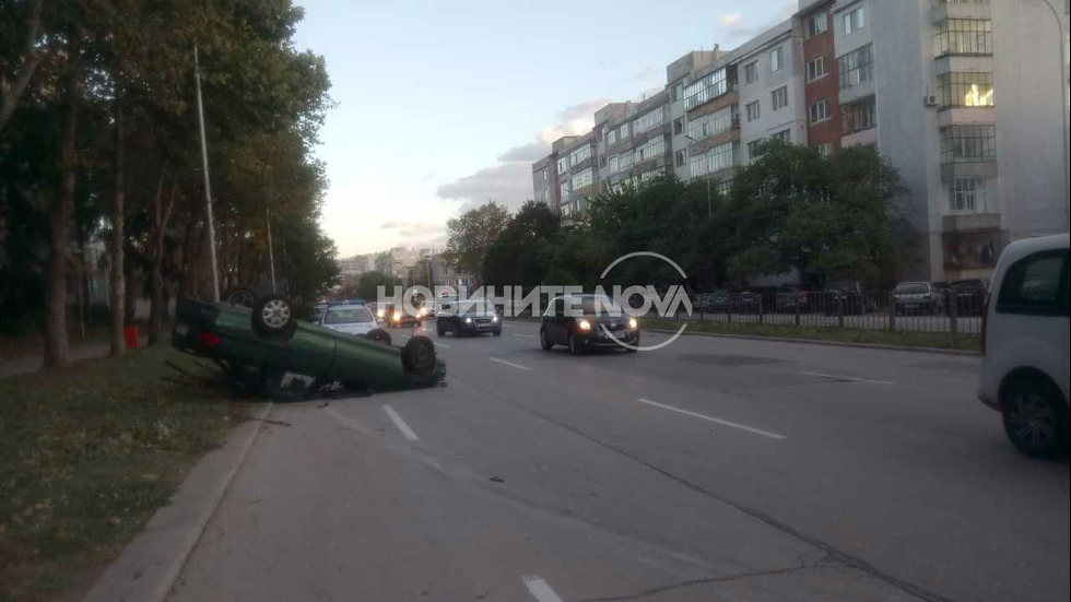 Тежка катастрофа на натоварен булевард във Варна