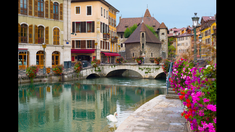 Пет от най-красивите градове с канали в Европа