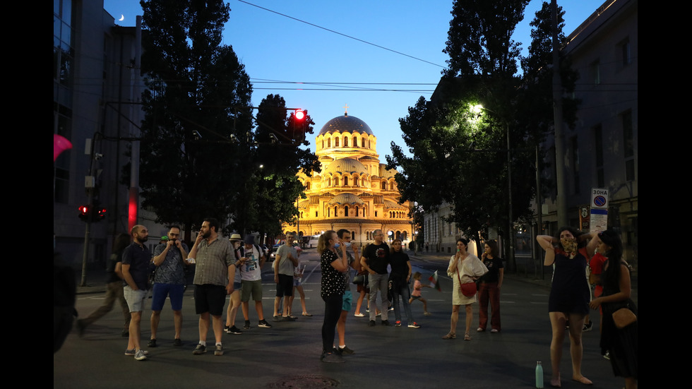 16-и ден на антиправителствен протест