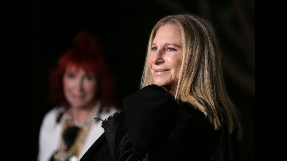 В ИМЕТО НА РОЛЯТА: Звездите, „сменили” пола си на екрана