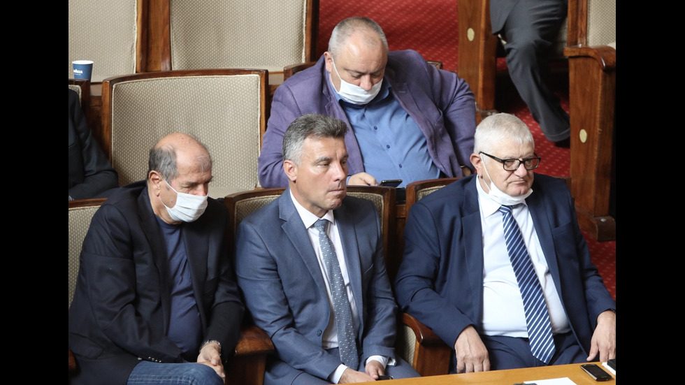 Антиправителствените протести минават в нова фаза