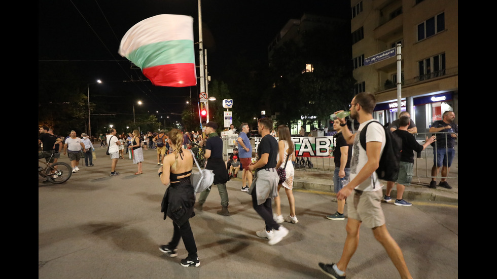 Пореден ден на антиправителствени протести