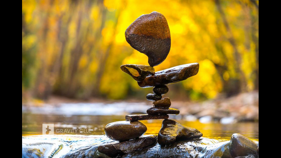 Камъните, които преодоляват гравитацията