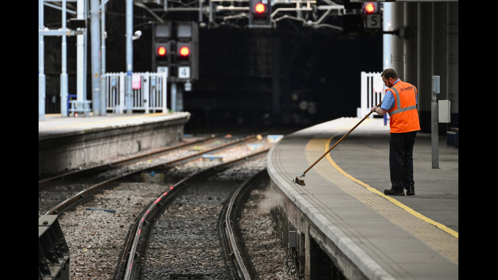 Стачка парализира транспорта във Великобритания
