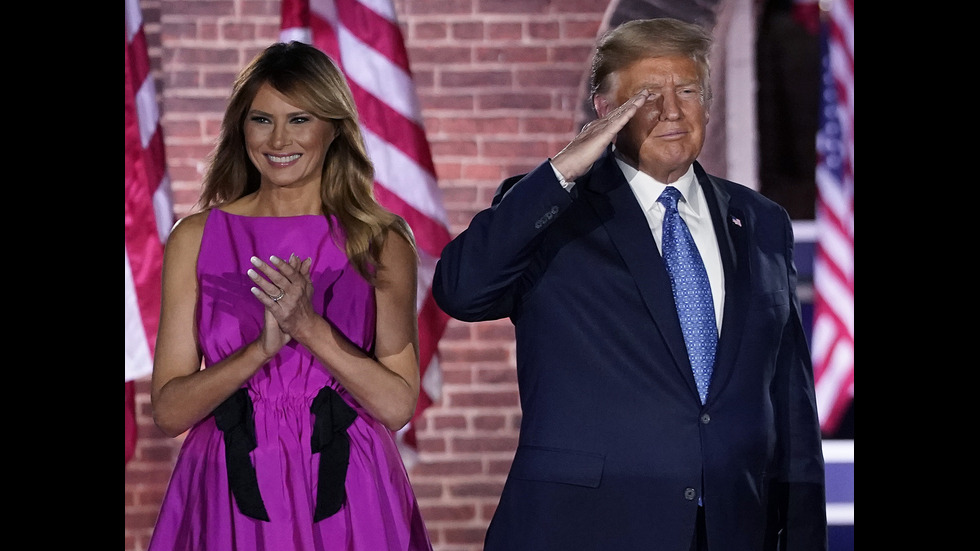 СТИЛ И СЕКСАПИЛ: Мелания Тръмп като първа дама