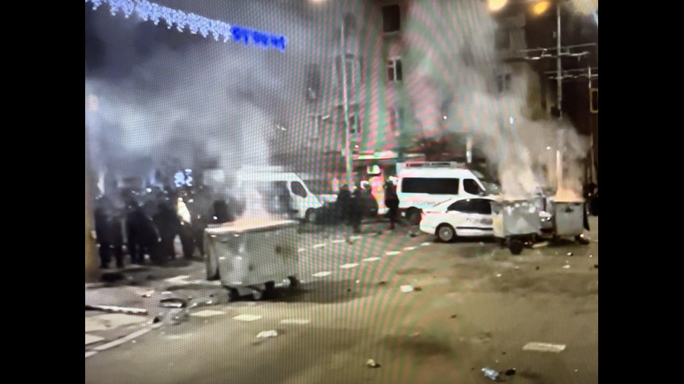 Погром след протеста в центъра на София