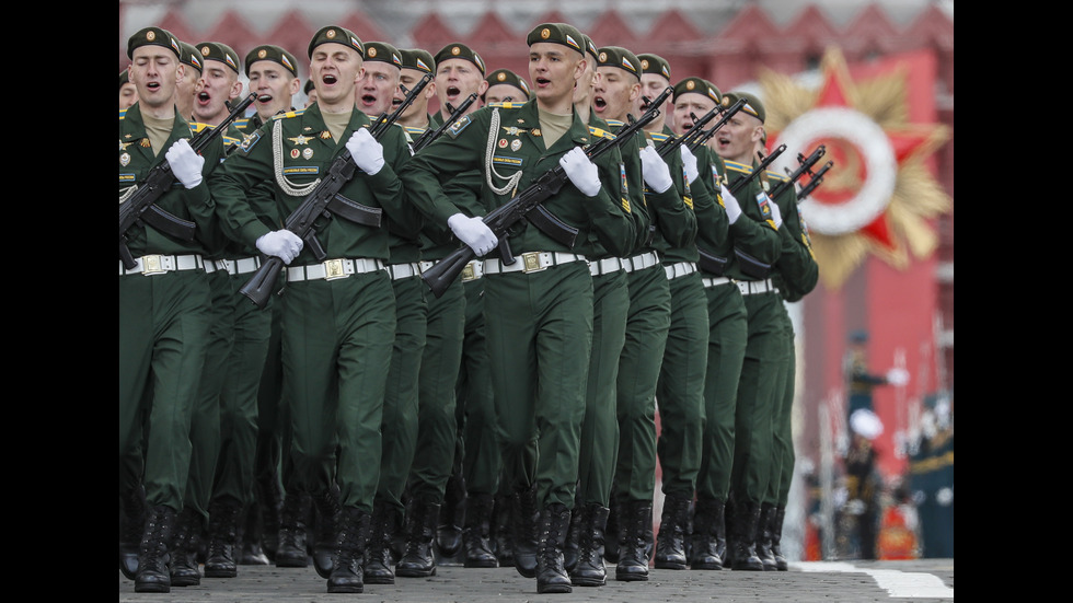 Военен парад в Москва за Деня на победата