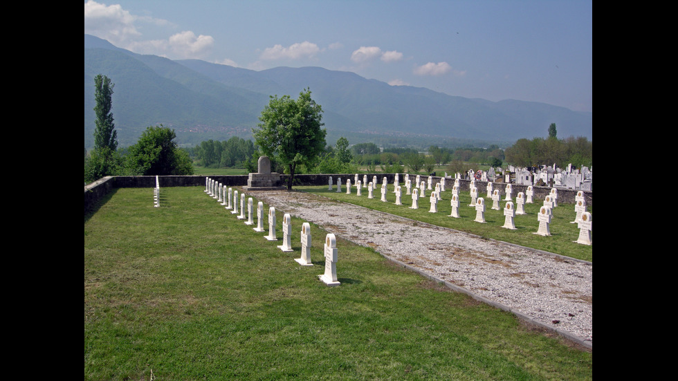 НИМ възстановява три паметник в Македония