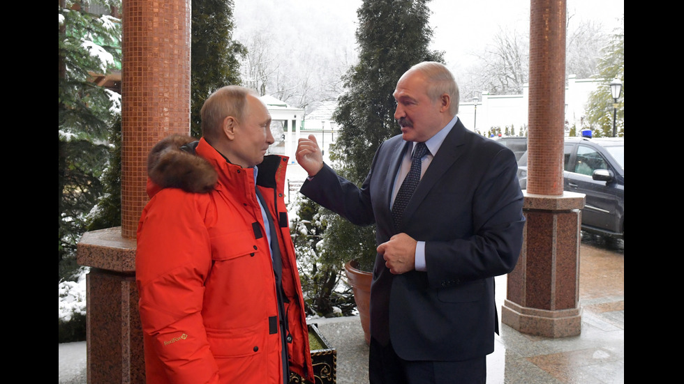 Путин и Лукашенко не се споразумяха по петролния спор, но играха хокей