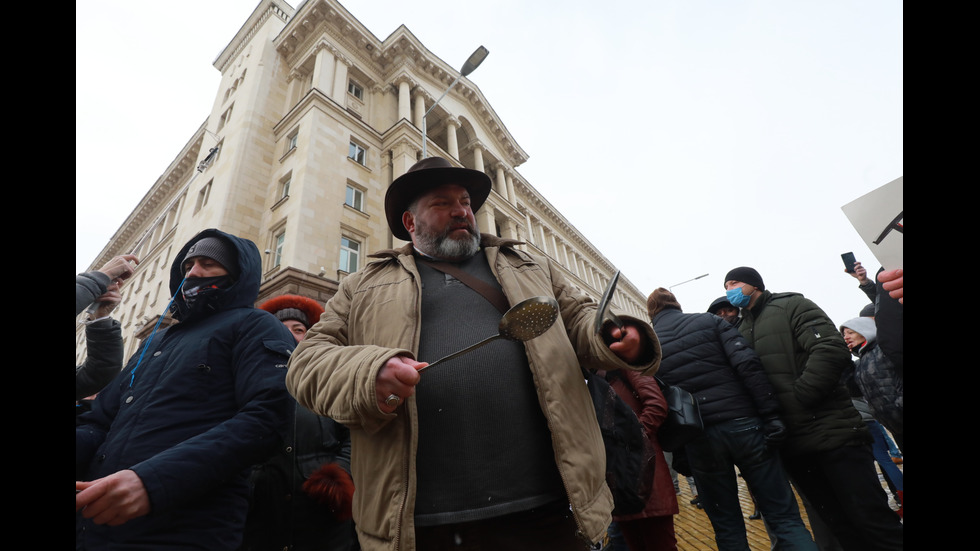 Ресторантьорите излязоха на протест