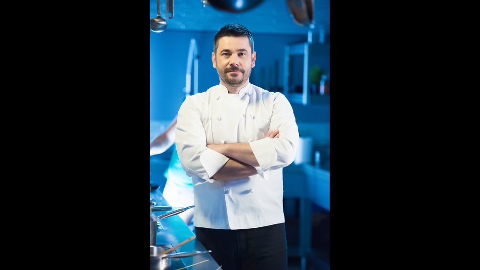 Шеф Виктор Ангелов във втори сезон на Hell's Kitchen България